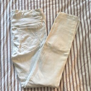 MOTHER White Skinny Jeans with Smooth Finish. The PIXIE cut